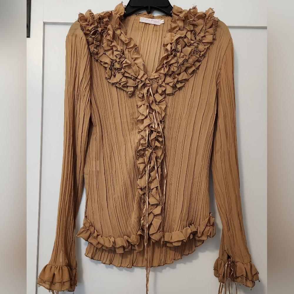 Pretty Angel Ruffle Blouse